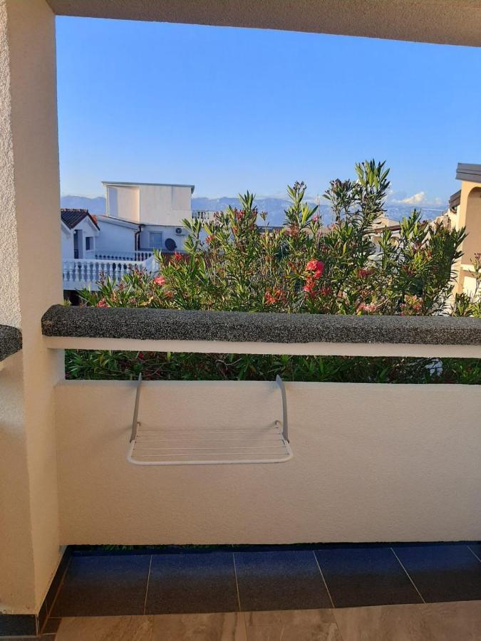 H&F Apartmani Vir Exterior photo
